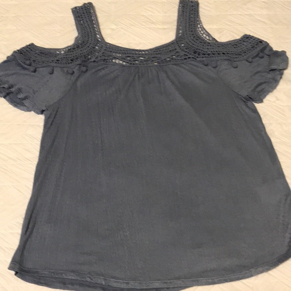 Cold Shoulder Top - Picture 1 of 3